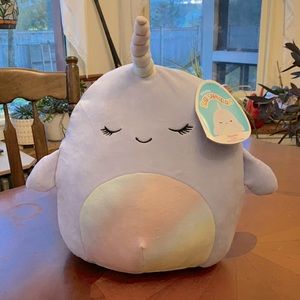 Naomi the Squishmallow